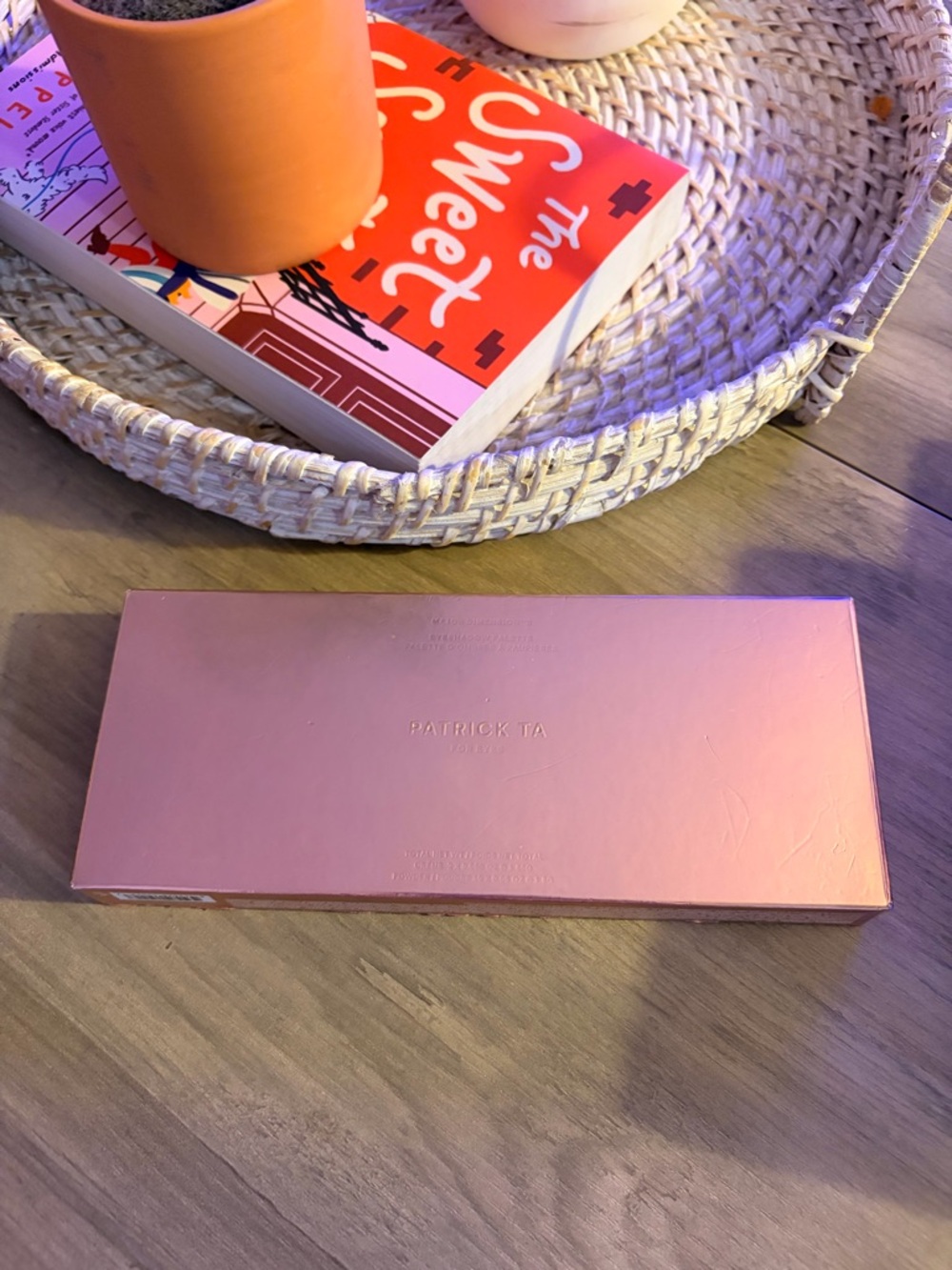 Patrick Ta - Neutral & Rose Gold Eyeshadow Palette - Blush and Copper Shades - Picture 4 of 4